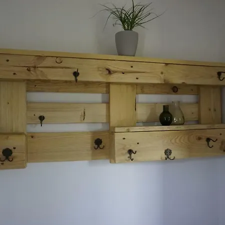 Rieslingstube Bei Britta & Joachim Lägenhet